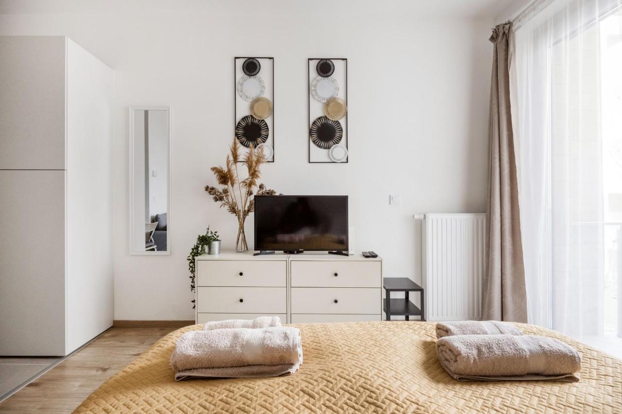 Stylish And Cozy Studio In The Heart Of The City Apartment Budapesta Exterior foto